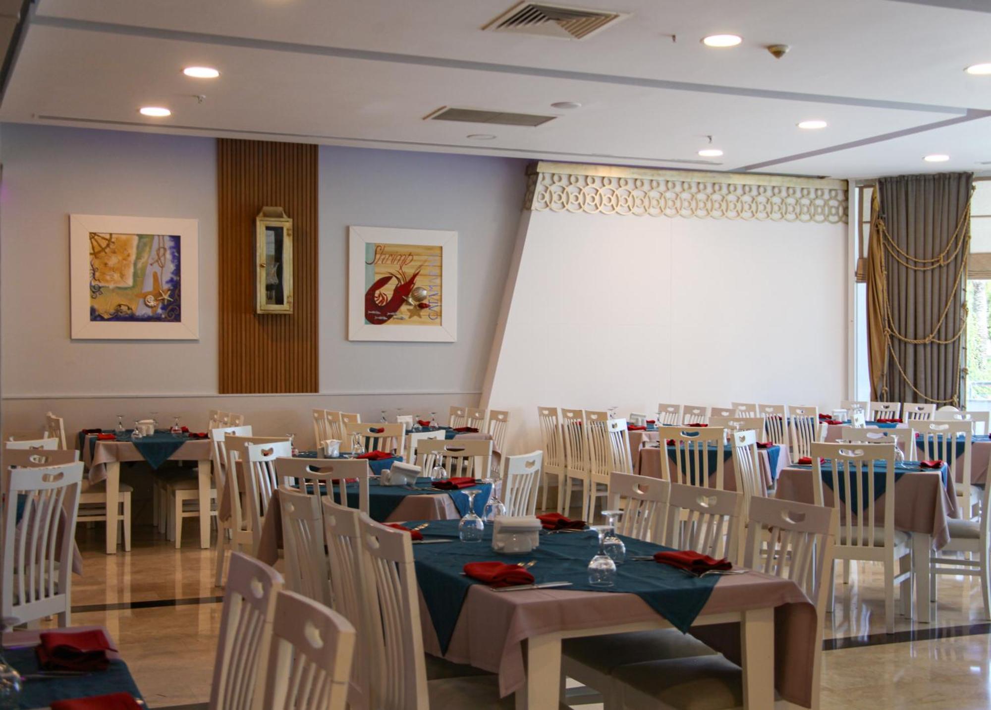 Catamaran Quality Times Hotel Kemer Bagian luar foto