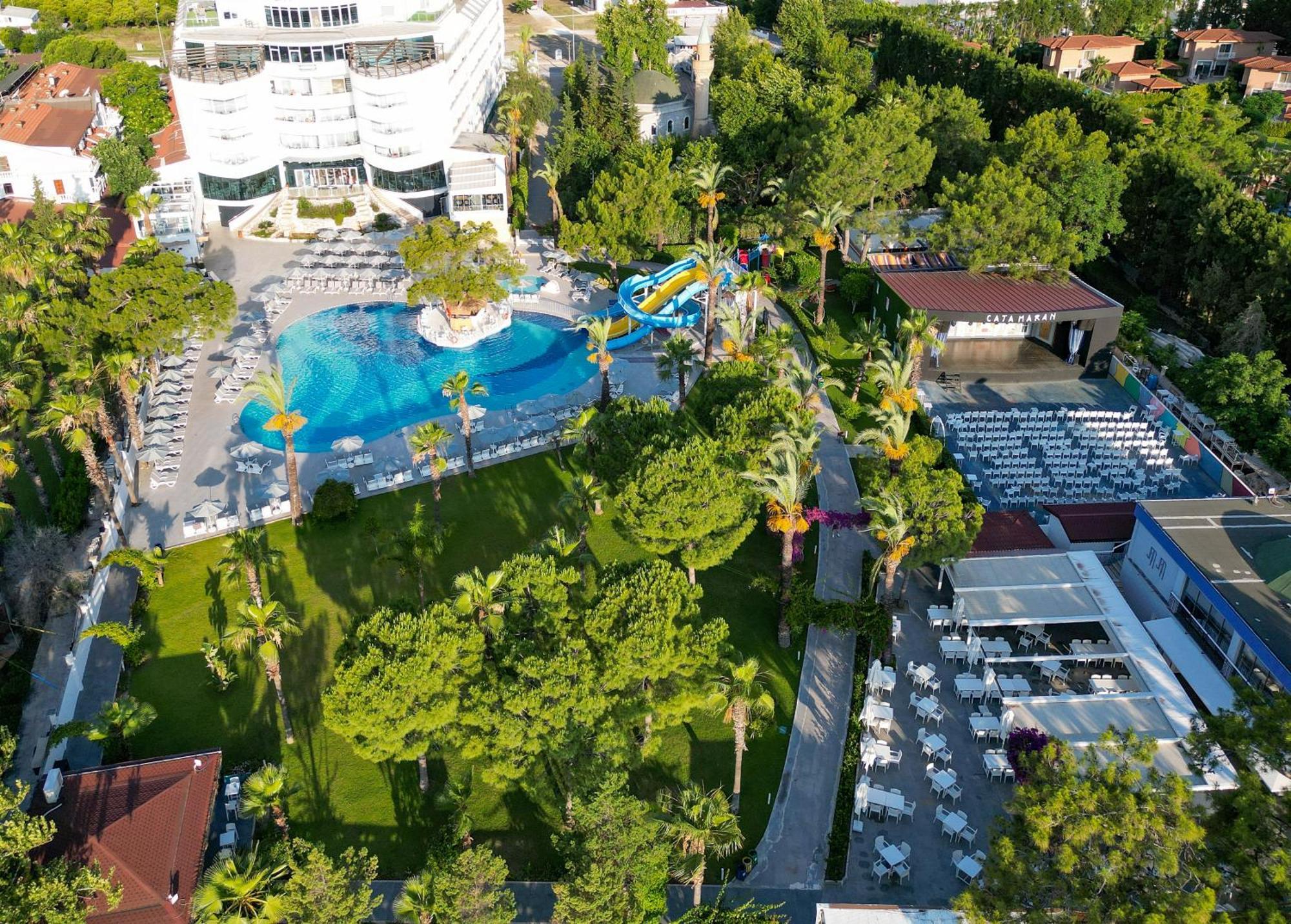 Catamaran Quality Times Hotel Kemer Bagian luar foto