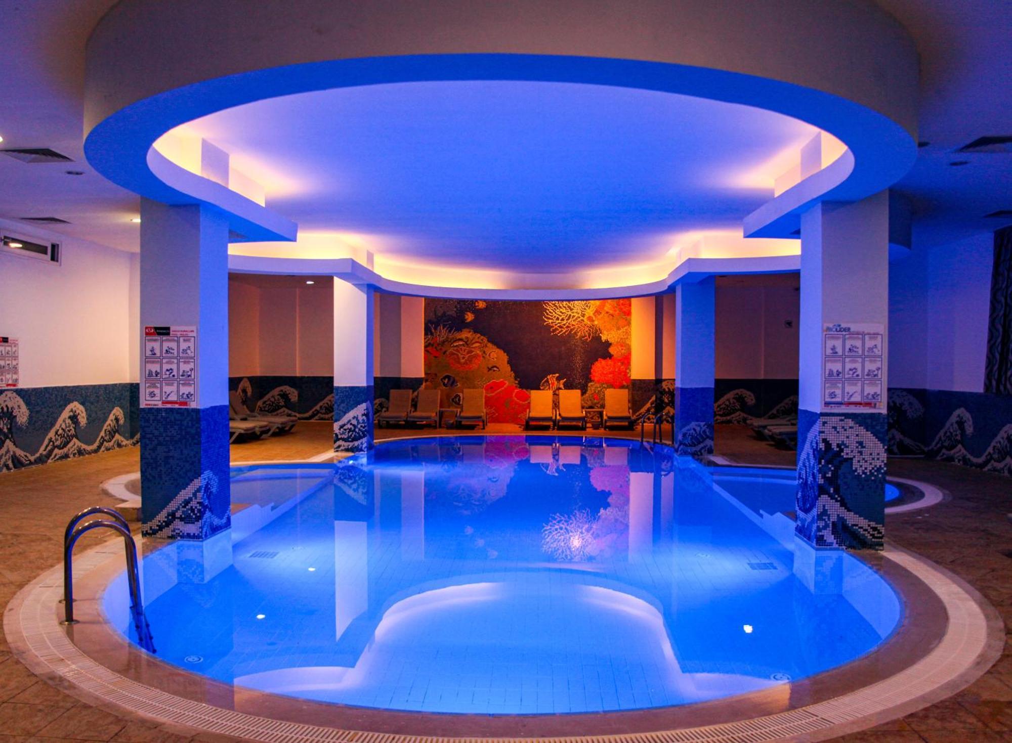 Catamaran Quality Times Hotel Kemer Bagian luar foto